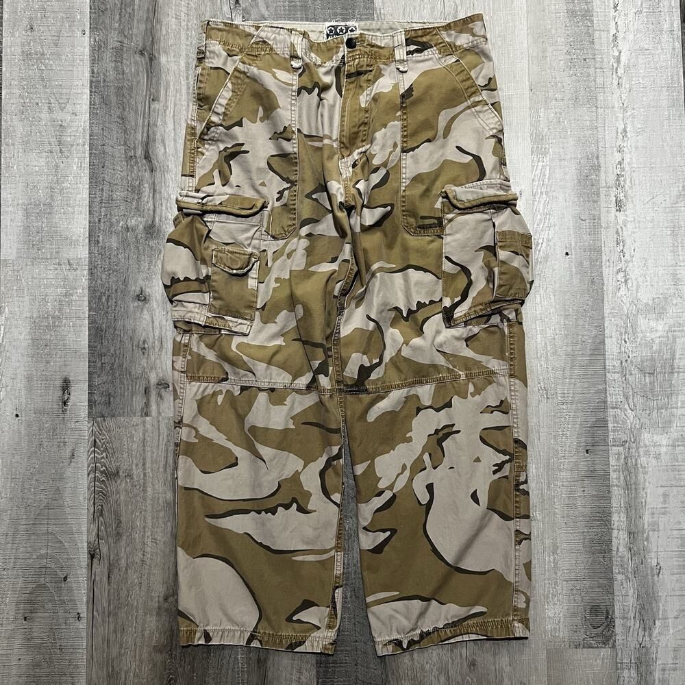 VTG No Boundaries Baggy Camo Beige Cargo Pants Wide Leg Skater Y2K Size 36x30